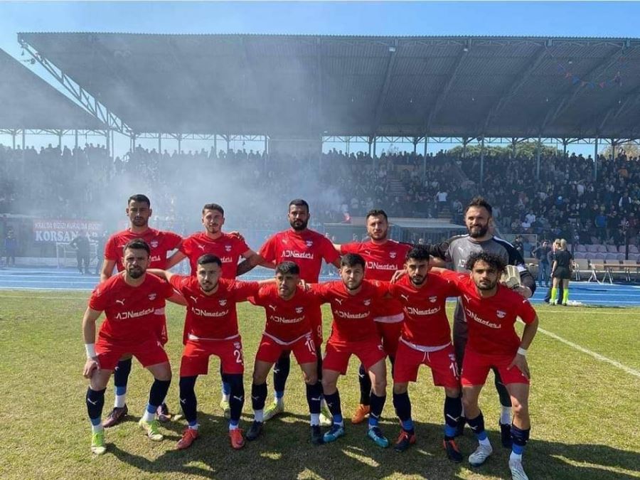 “SÖKESPOR VE BORNOVA YARIŞI KIYASIYA DEVAM EDİYOR”